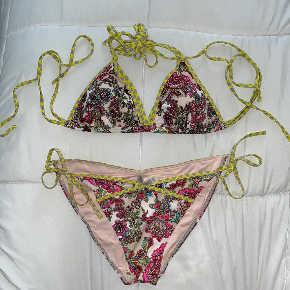 Victoria Secret Bikini